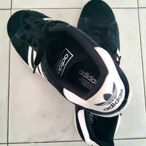Men's Adidas Sneakers